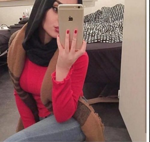 Konya Zafer'de Şehirli Tarzıyla Sportif Olgun Eskort